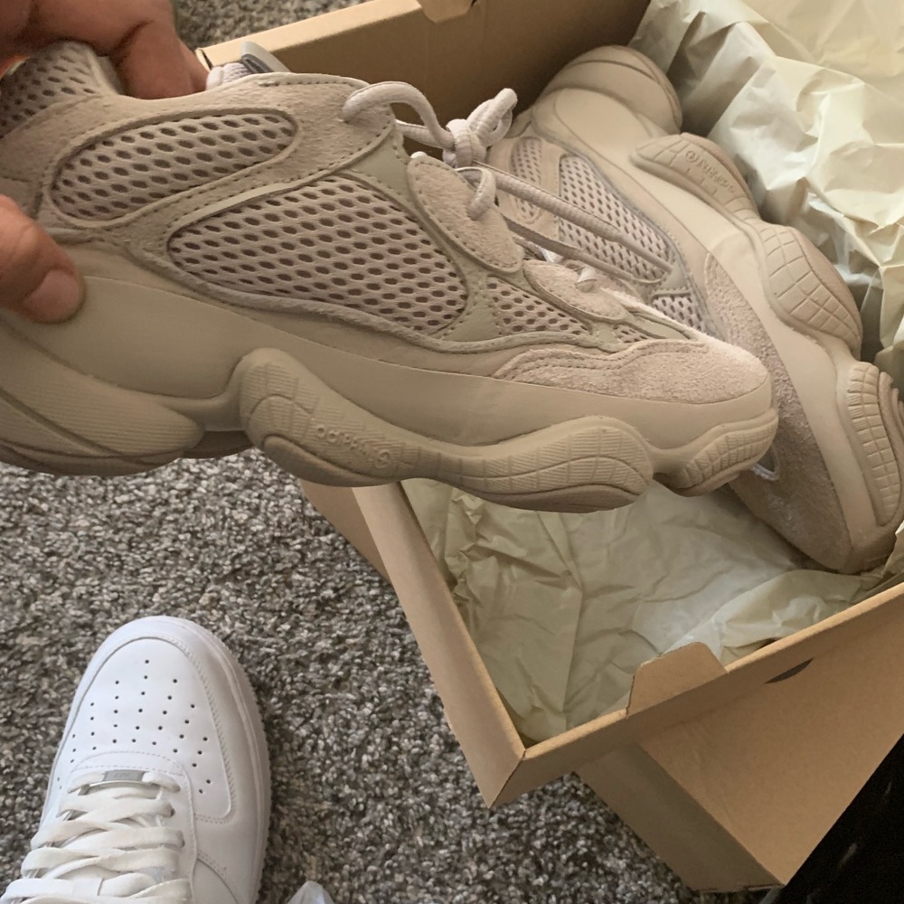 Yeezy tape lights deadstockwithbox 10/10 7.5 275$